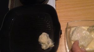 Зубатка в кляре на сковороде