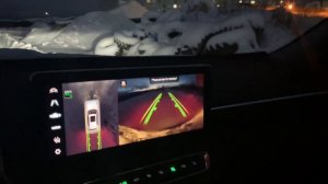 Haval Jolion испытание экстренного торможения при движении задним ходом.