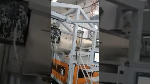 Производство и нарезка изделия из ПЭТ листа плоскощелевая экструзия ПЭТ смотреть онлайн