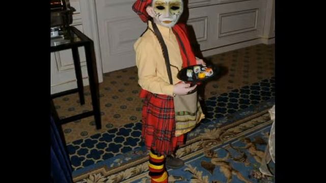 ШОТЛАНДСКИЕ КОСТЮМЫ смотреть онлайн