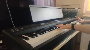 Eleven years old tries Roland FP-E50 Mariage d'amour