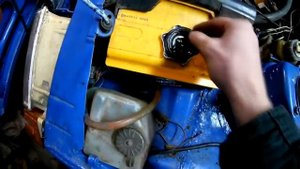 Устраняем течь масла из под крышки горловины двигателя