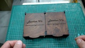 Работа с кожей/упаковка для изделий из кожи.