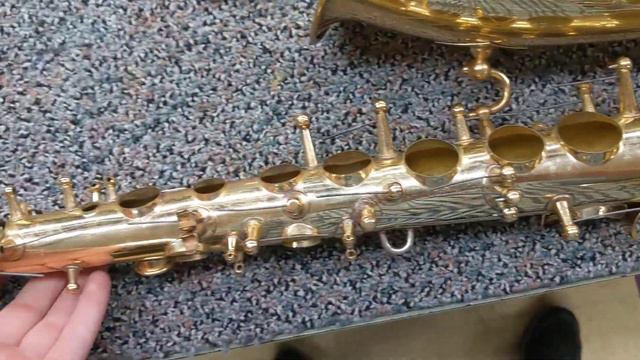 Naked saxophone смотреть онлайн