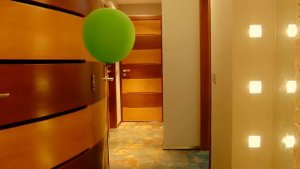 Злые Шарики пробрались в дом Дениса! Видео для детей kids |  DenLion