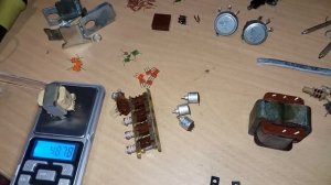 Купа платини і палладію в кухонному гучномовці Союз 260