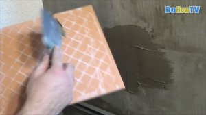 Почему плиточный клей наносят на стену, а не на плитку