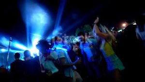 DJ HUSEYİN & DJ EMİRHAN"(2022) CLUB REMİX""