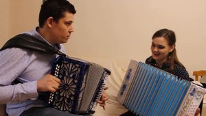 Коробочка на гармони\полным полна моя коробушка
