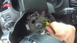 ✅✌??? Volkswagen Polo — Как снять руль. извечная проблема