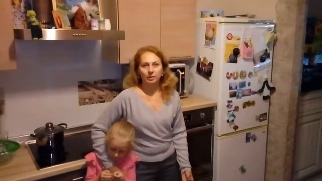Генеральная уборка трёх комнатной квартиры + мойка окон + химчистка дивана
