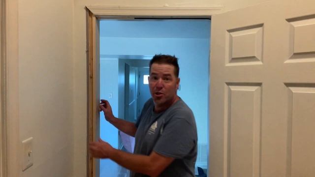 How to repair replace broken door jamb, fix interior door jamb and casing. Easy! смотреть онлайн