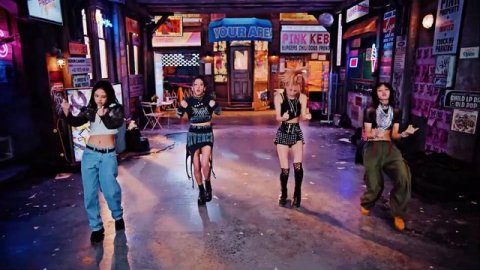 BLACKPINK ‘Shut Down’ M V когда у YG закончилась фантазия (рофл)