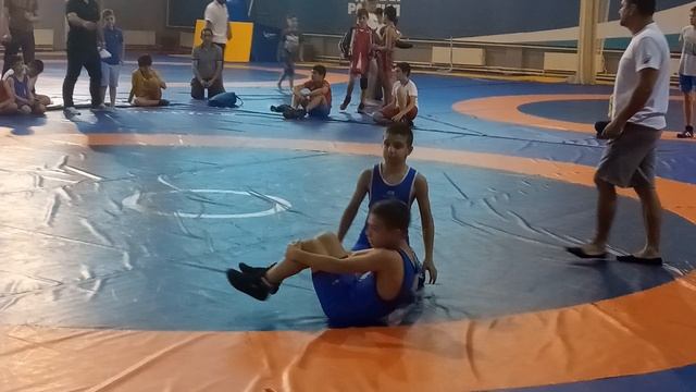 Роберт Терзьян. Первенство города Сочи. Финал 2022 г. вес 32 кг. смотреть онлайн