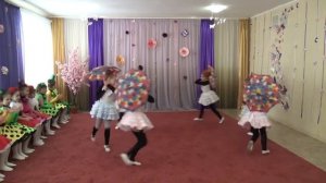 Зажигательный танец с зонтиками.  IN-GRID - Tu Es Foutu