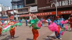 Карнавал в Китае.