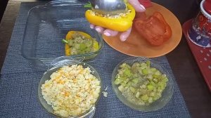 ПОСТНЫЙ ФАРШИРОВАННЫЙ ПЕРЕЦ С РИСОМ, КАБАЧКОМ И БАКЛАЖАНОМ.... а можно и не постно приготовить.. ☺