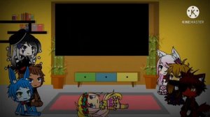 Fnaf 2 (plus W. Chica, W. Foxy) react to Fnaf plus vhs tapes