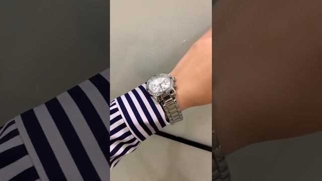 женские часики смотреть онлайн