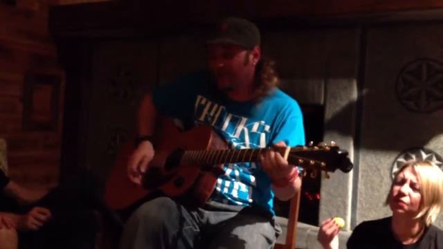 У камина в Дюфоре, Грессоней, Аоста смотреть онлайн