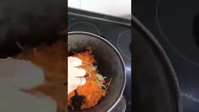 Нет бабы? Приготовь сам! Тушеная капуста с мясом и картофелем. смотреть онлайн