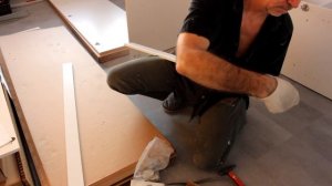 Теперь и мебельшики. Собрали шкафы. Как собрать шкаф.