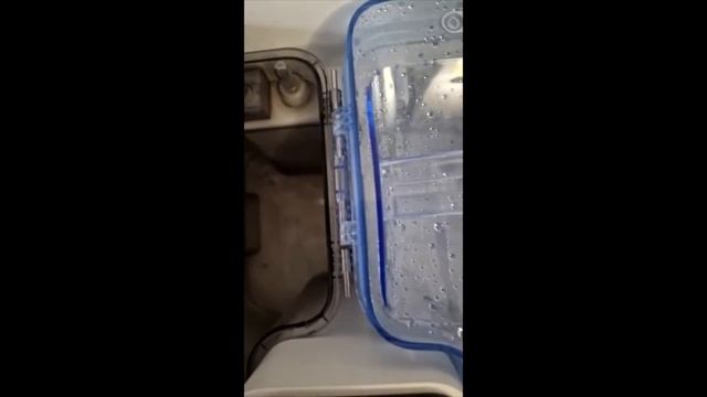 W10 Dreame сложности использования, не засасывает воду. смотреть онлайн