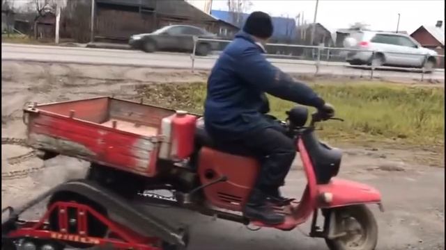 На затравочку. Мотороллер муравей 4т на гусеницах. смотреть онлайн