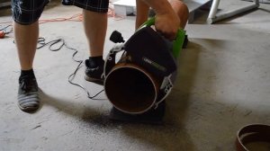 Труборез Liden Roar 270  в работе.  резка стальной трубы