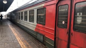 Электропоезда «ЭД4М» и «ЭП2Д» на ж/д станции «Косино» // 4 марта 2023 года