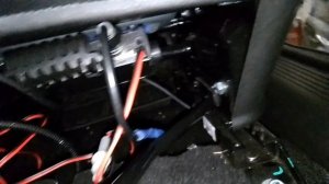 Мой вариант установки рации в Ниву Тревел