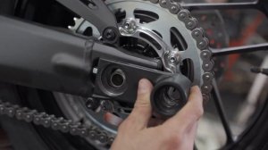 Yamaha Tracer 900 - EasyBlock Motorcycle Wheel Lock - Installation Video ?