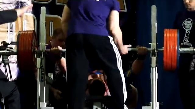 Иван Фрейдун, неудачный подход на жим лежа смотреть онлайн