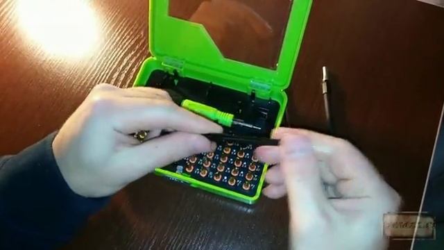 Набор отверток прецизионных магнитных HuiJiaQi No8921 53 в 1 для ремонта техники смотреть онлайн