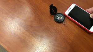 Магнитное поле, создаваемое смартфоном.