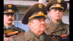 Солдаты, вы знаете, что я вам могу сказать. И я знаю, что вы мне можете ответить. Короче, служите!