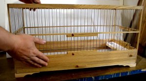 Клетка для зерноядной птицы или для пары канареек.