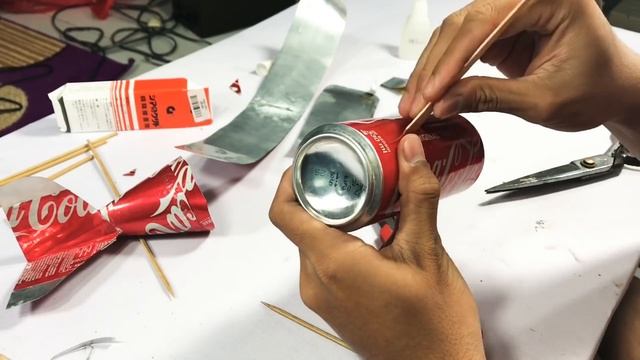 DIY Aircraft from Old Cans || How to Make Aircraft Out of Soda Cans смотреть онлайн