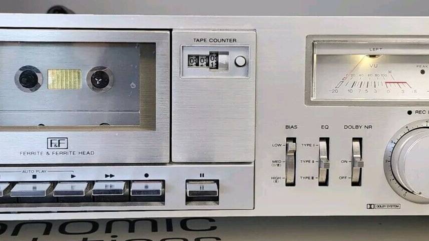 Проигрыватель и магнитофон Sony TC-K35 Stereo Cassette Deck-Япония-1979-год