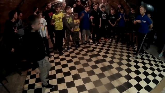 2 круг Тимофей З. vs Гринч (win) смотреть онлайн