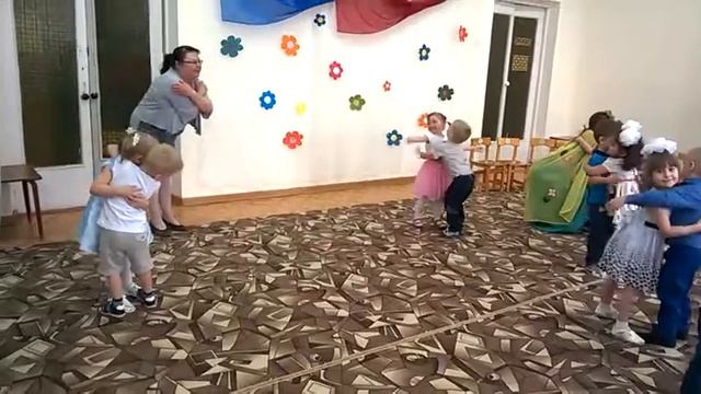 24.04.2018 Весенний утренник, II младшая группа "Солнышко" смотреть онлайн