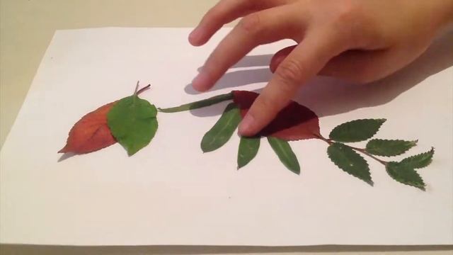 Из осенних листьев журавль.Autumn leaves Crane