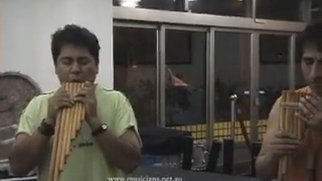 El Condor Pasa popular music from Peru - The Andes смотреть онлайн