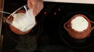 Жаркое из свинины с овощами в горшочке