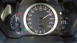 2021 Toyota Corolla 1.8 Hybrid eCVT (122hp) acceleration and top speed