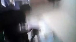 Подглядываю за братом.