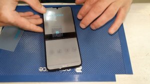 Как правильно клеить гидрогелевую пленку Rockspace.