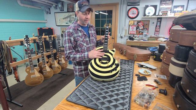 Another Legendary $10K Plus Zakk Wylde Gibson Custom Shop Les Paul... #1542 смотреть онлайн
