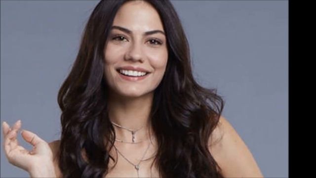 ¿Por qué las cosas no salieron como ella quería en el matrimonio de Demet Özdemir con Oğuzhan? смотреть онлайн