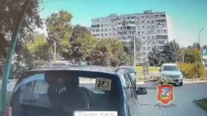 В Подмосковье рассеянная авто-леди задавила молодую маму с младенцем.